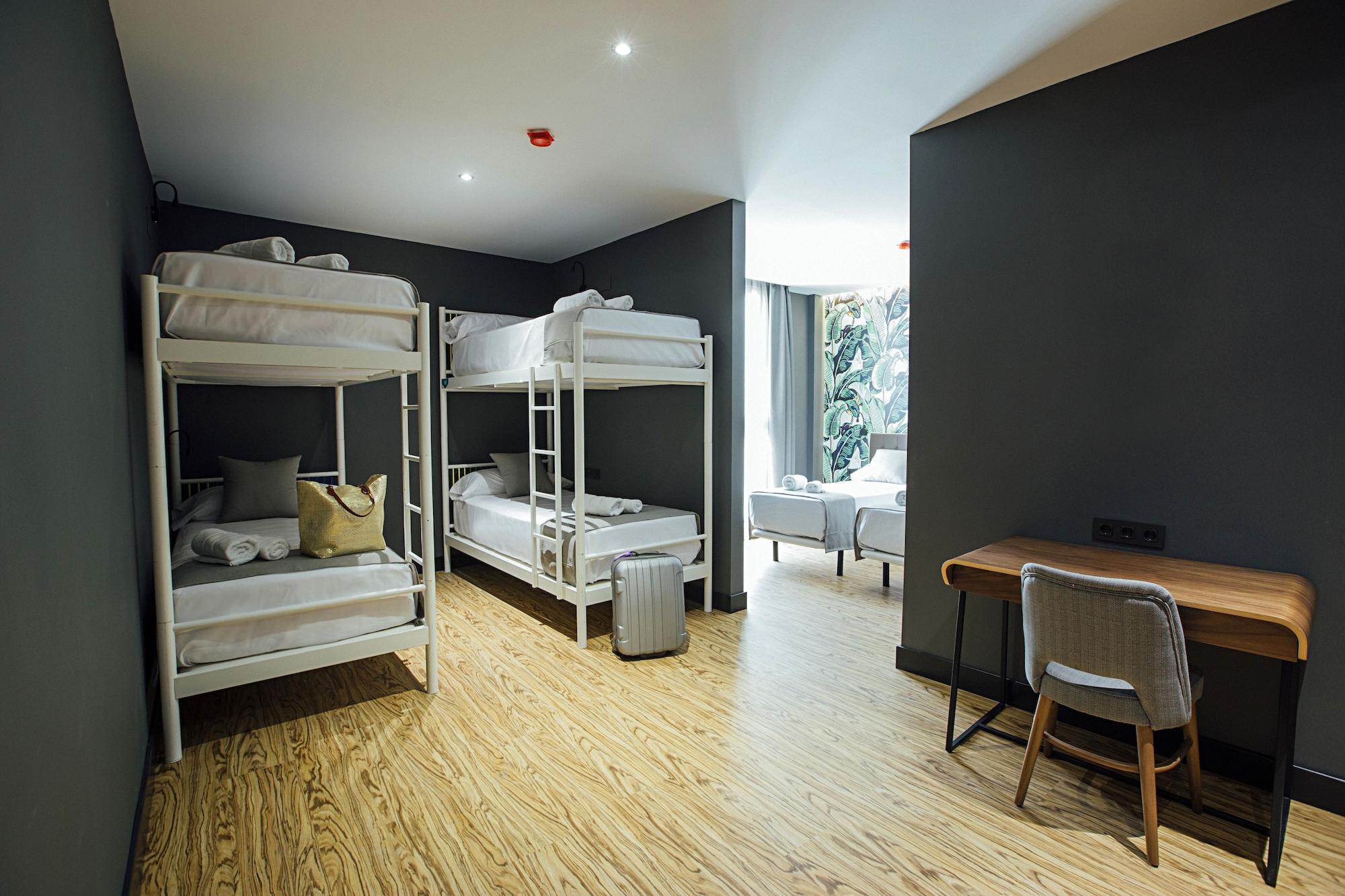 Malaga Premium Hotel ภายนอก รูปภาพ