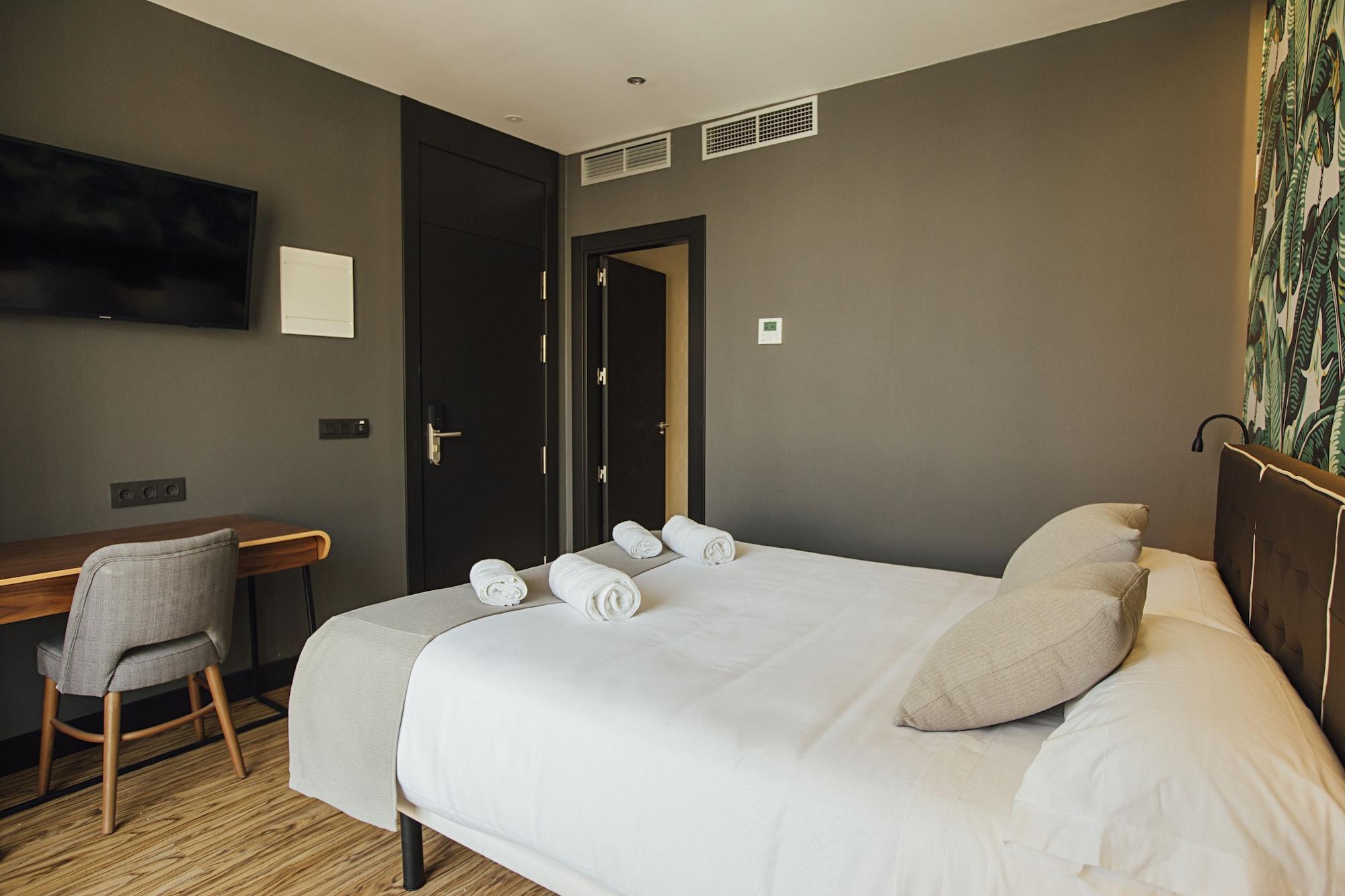 Malaga Premium Hotel ภายนอก รูปภาพ