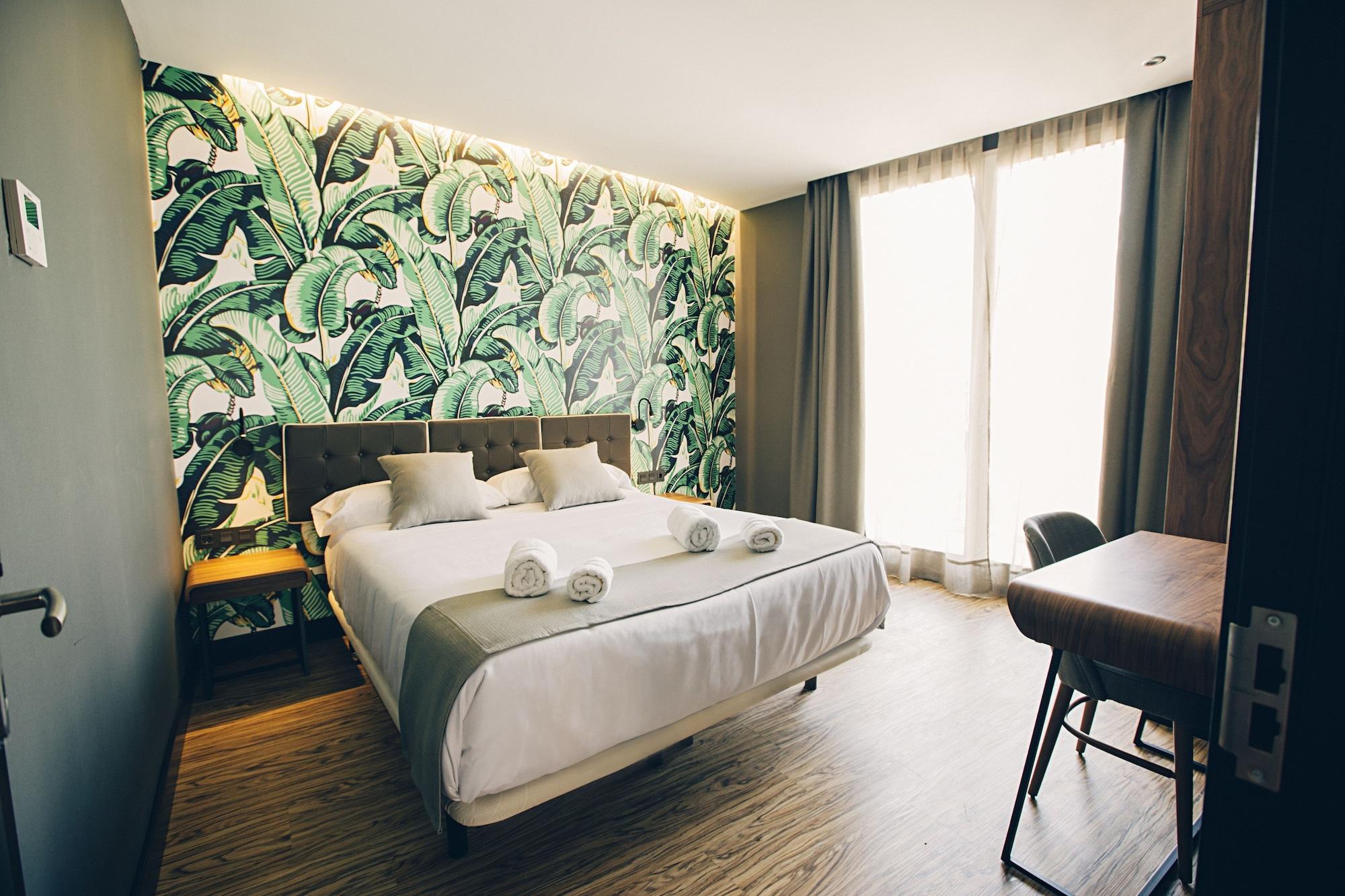 Malaga Premium Hotel ภายนอก รูปภาพ