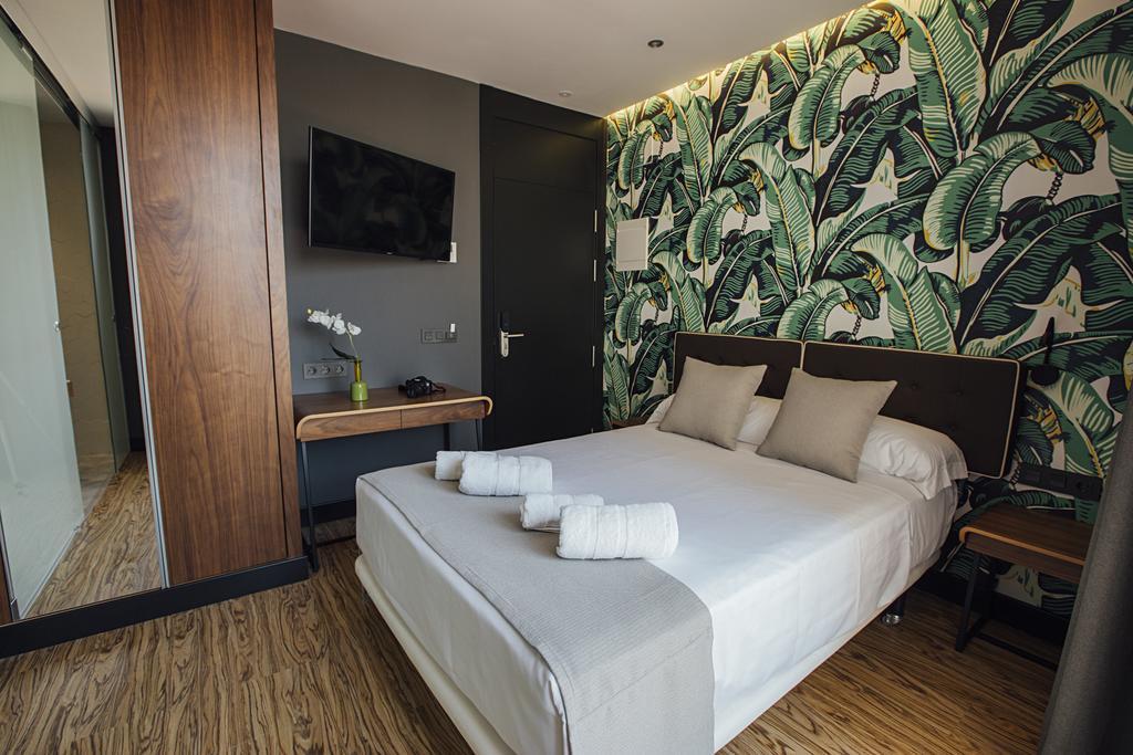 Malaga Premium Hotel ภายนอก รูปภาพ