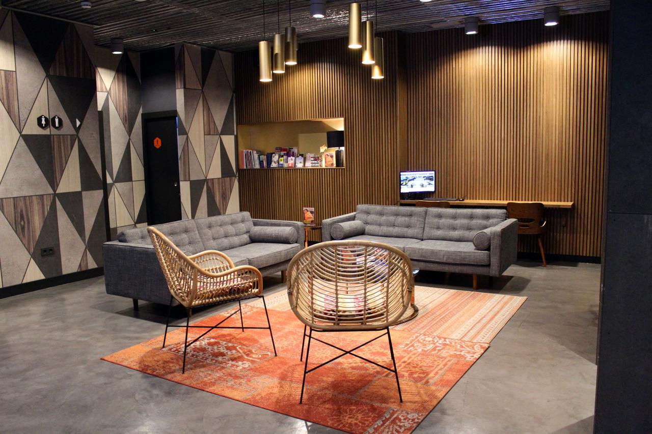 Malaga Premium Hotel ภายนอก รูปภาพ