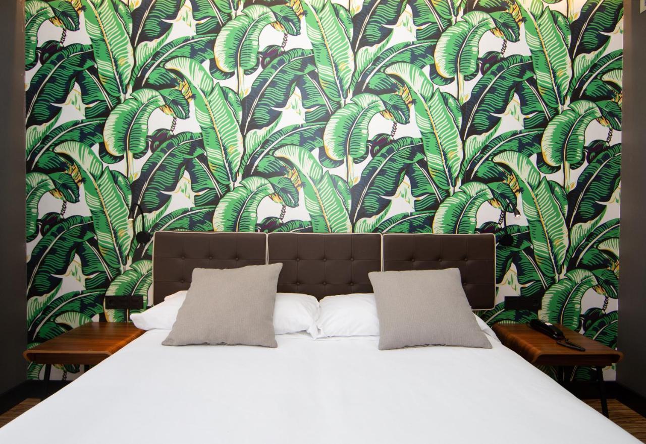 Malaga Premium Hotel ภายนอก รูปภาพ